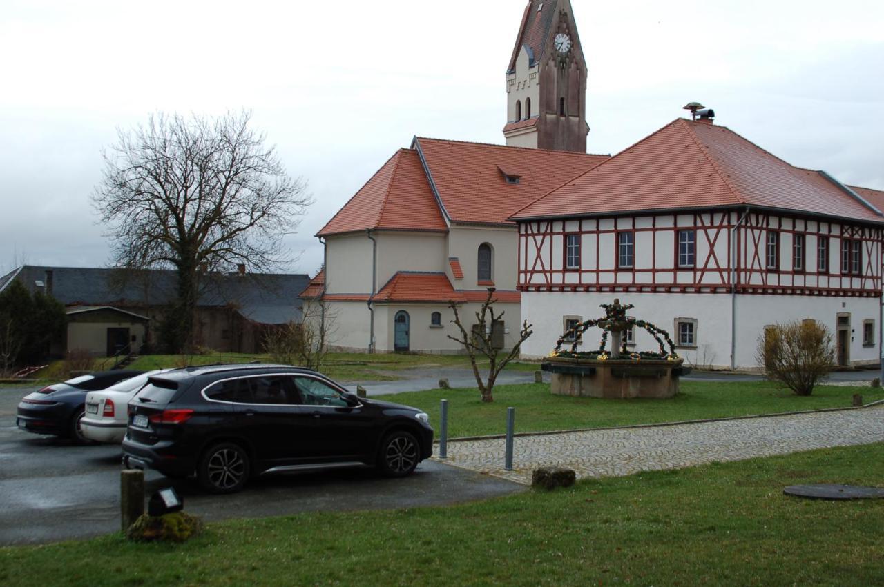 Hotel Garni Schloss Schoenberg Bad Brambach Exteriör bild